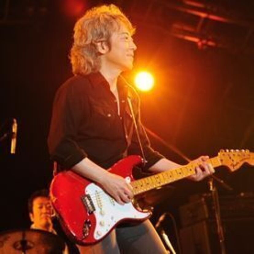 多くのアーティストに影響を与えるカリスマロック・ミュージシャン『佐野元春』