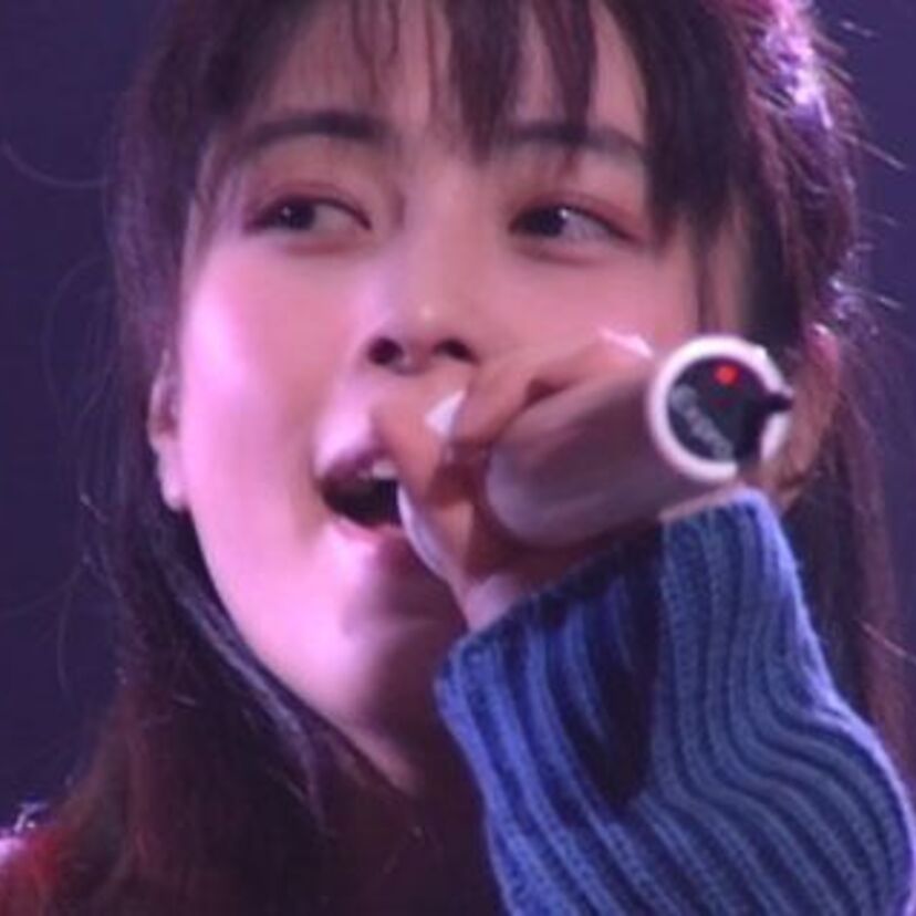 ZARD、生前の歌声と生演奏がシンクロする！永久保存の25周年記念ライブDVD発売！