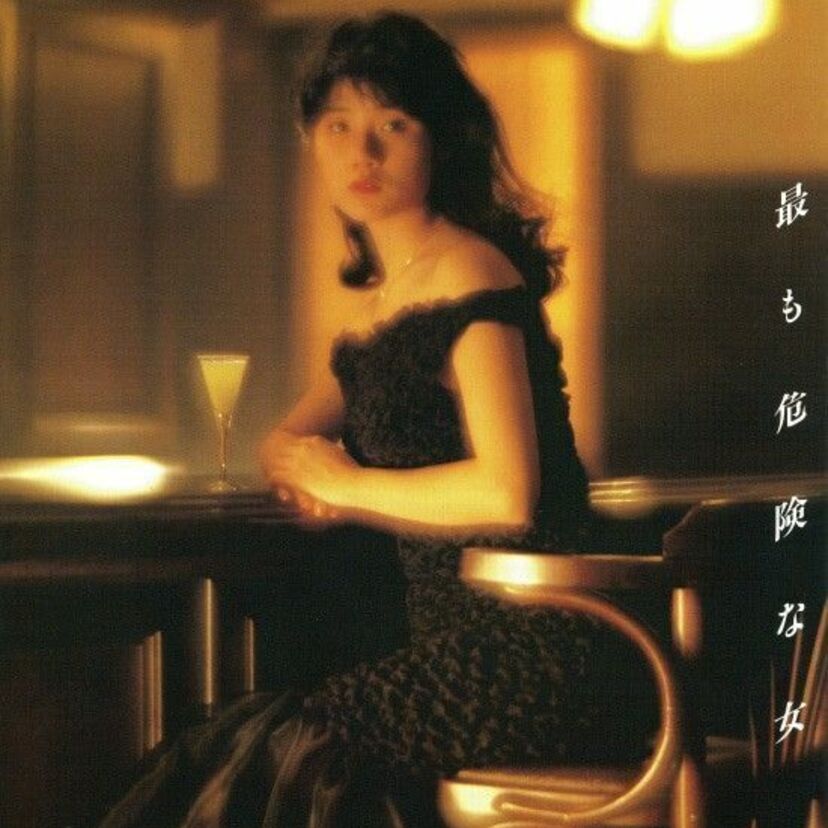 脱アイドルを目指した原田知世の「黒いドレスの女」