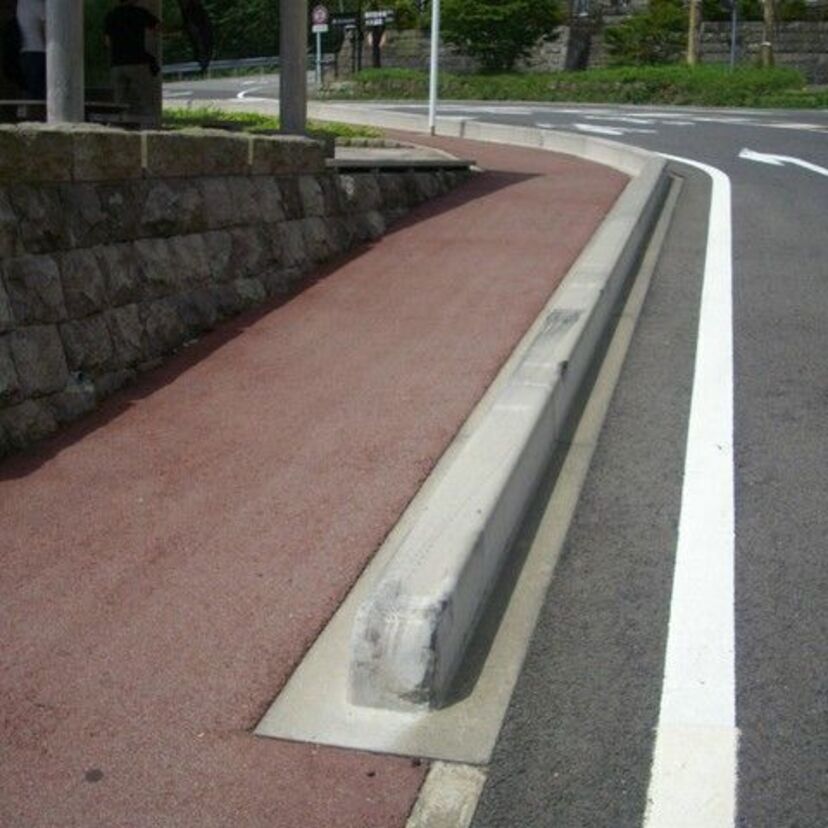 ついついやってしまった！小学生時代の「登下校あるある」