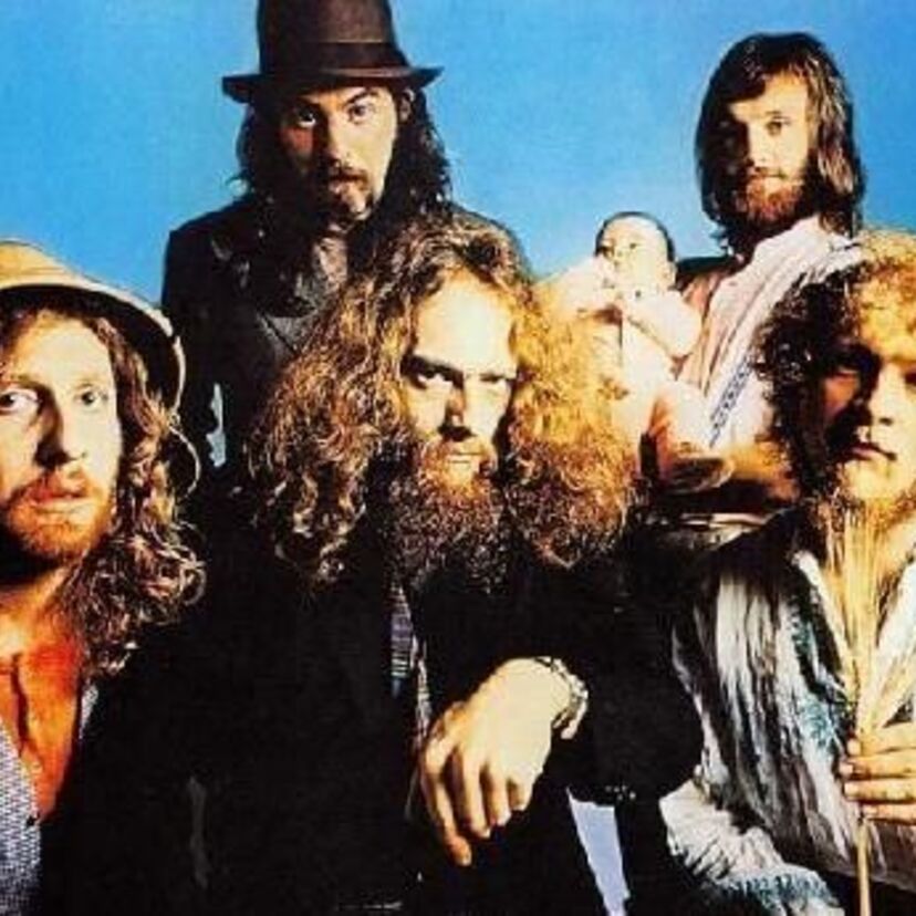 ロックにフルートを持ち込んだスタイルが独自な世界 狂気のフラミンゴ奏法は汚れなきアンダーソンの世界