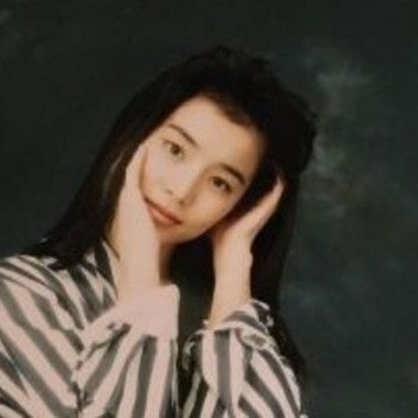 石田ゆり子が新成人へエール！自ら20代当時の写真を公開し、今も昔も変わらぬ美しさに反響多数！