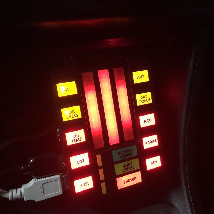 【ナイトライダー K.I.T.T　 USBチャージャー】充電器を買ってみた。レビュー