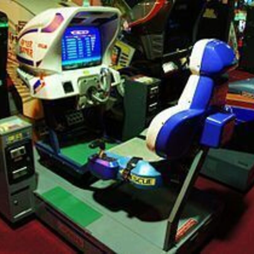 名作ゲーム「アフターバーナーI、II」「スペースハリアー」を生んだゲームクリエイターを知っていますか？