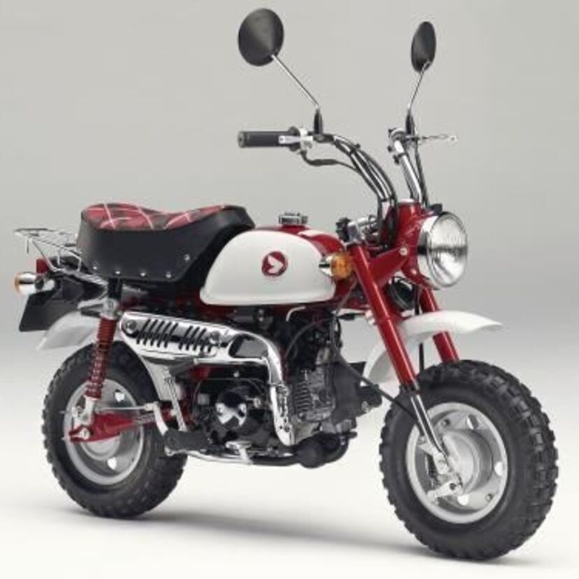 ホンダの発売50周年を迎えた原付「モンキー」が8月末で生産終了！排ガス規制への対応が困難
