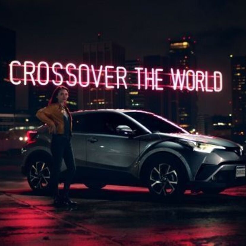 TOYOTA「C-HR」トミカ・ストⅡ・原哲夫・大友克洋の豪華コラボレーションCMを放映！