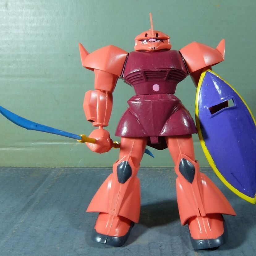 『ガンプラり歩き旅』その007　～「1/144旧キット最もダメな“赤い　赤い　アイツ”」～