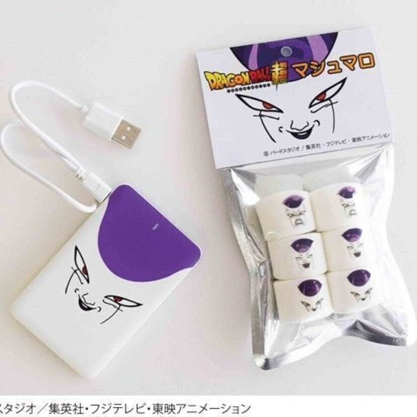 フリーザの顔のマシュマロとモバイルバッテリーが4月29日（土）から販売開始！