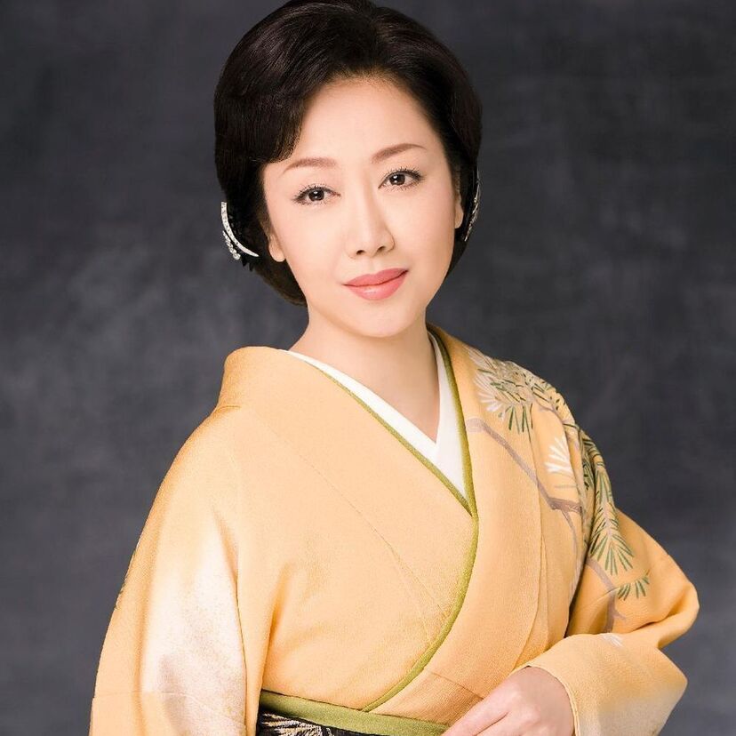 【80年代歌手】その気風の良さから慕う後輩も大勢！姉御肌の伍代夏子の歌手人生