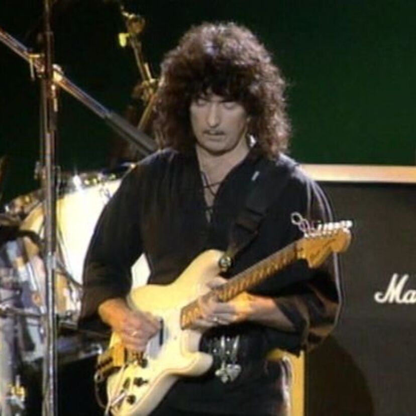 「HR（ハードロック）/HM（ヘビーメタル）を創ってきたギタリストたち」を6月4日にWOWOWでオンエア！