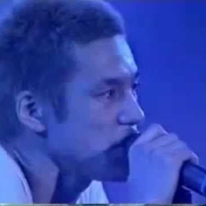 義手の歌手に捧げられたブルーハーツの名曲「僕の右手」