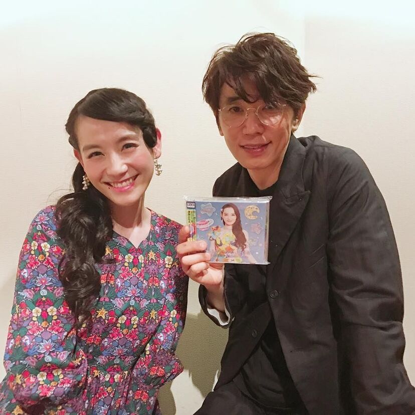 カロゴンズ復活！？シノラー・篠原ともえがユースケ・サンタマリアとのツーショット公開！相方にとっては黒歴史！？