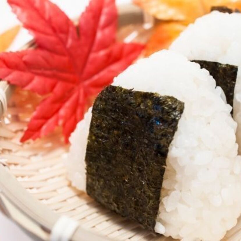 日本人だけ特別！？おにぎり、お寿司、佃煮など私たちの胃袋を癒してくれる「海苔」。