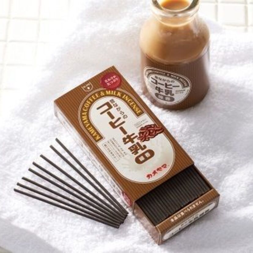 「銭湯で飲んだ」あのコーヒー牛乳がお線香に！？故人を偲びながら昭和を思い出せる「好物線香」が話題！！
