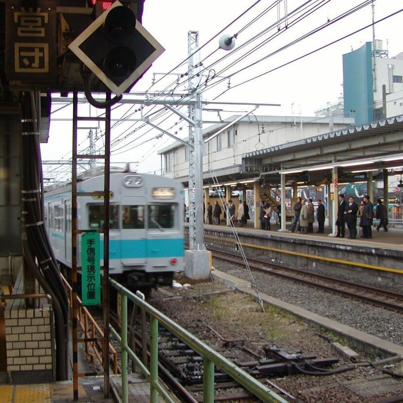 「熱い情熱の青ライン？」轟音とともにやってきた懐かしき【東西線301系】