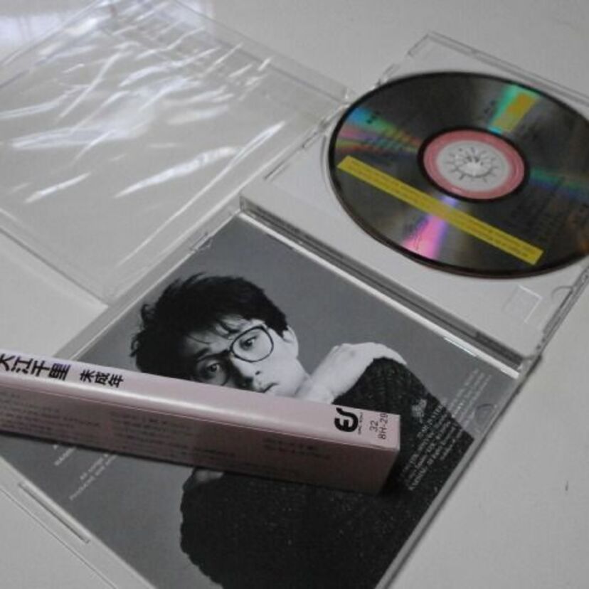 箱帯、シール帯、巻き込み帯・・・80年代のCDの帯の魅力!!