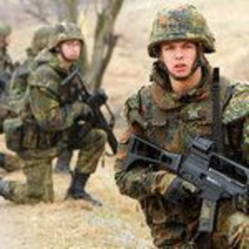 韓流スターの兵役や自衛隊の活動範囲拡大、知っておきたい「徴兵制度」