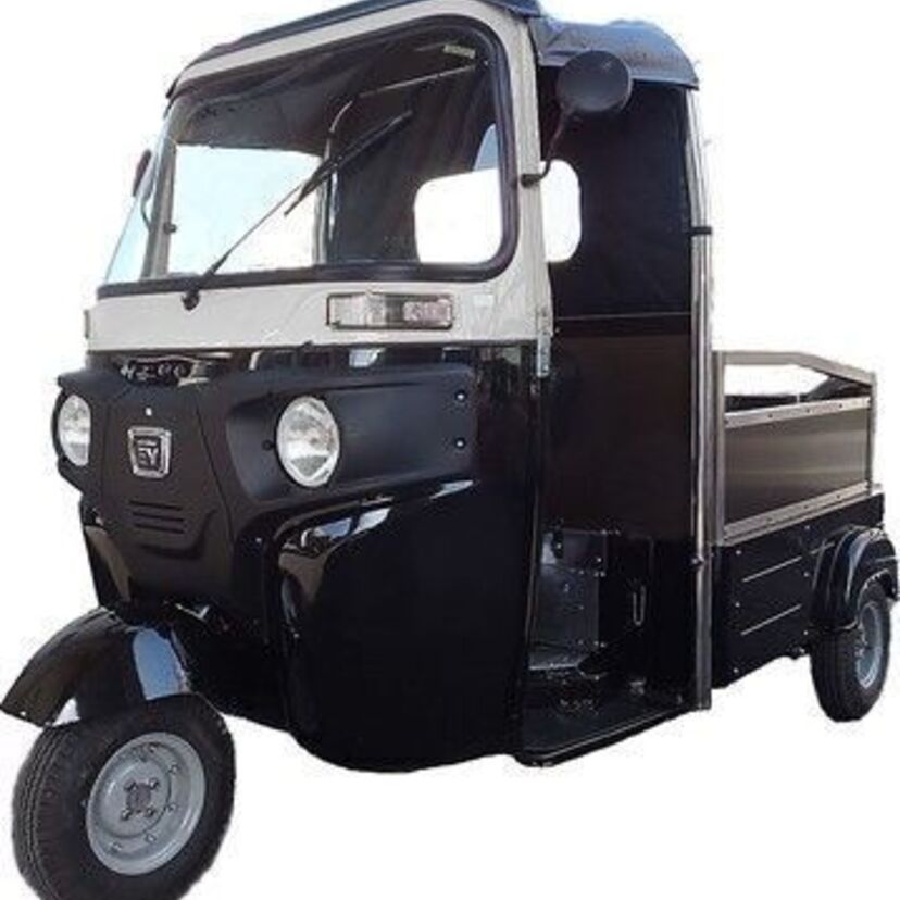 まるで懐かしのオート三輪！日本に新たな自動車メーカーが誕生