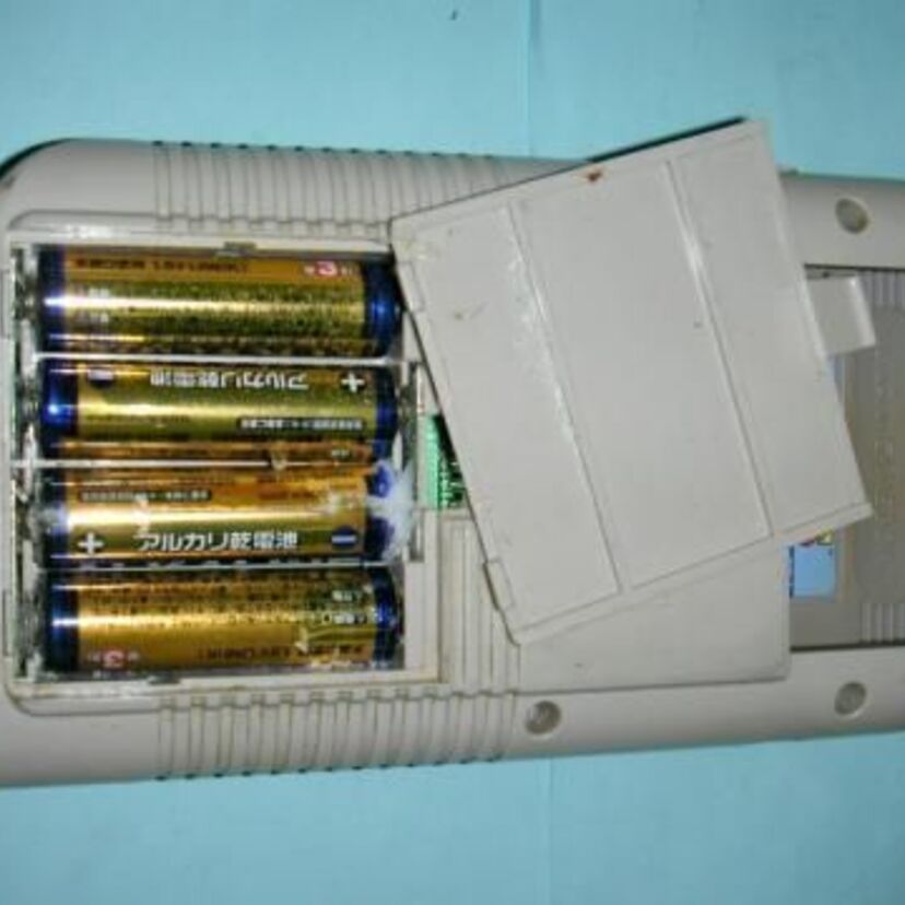 古き良き時代の「携帯ゲーム機」には欠かせなかった『電池』。皆さんはどのハードにどんな電池が必要だったか覚えていますか？