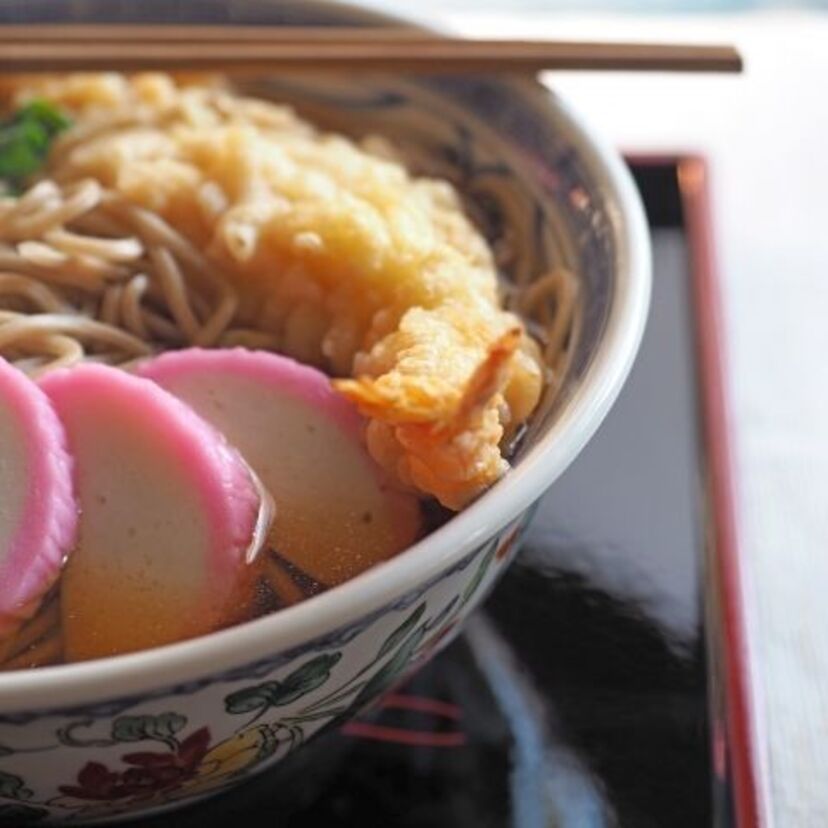蕎麦だけじゃない年越し料理、 地域で伝わる独自の年越し風習。