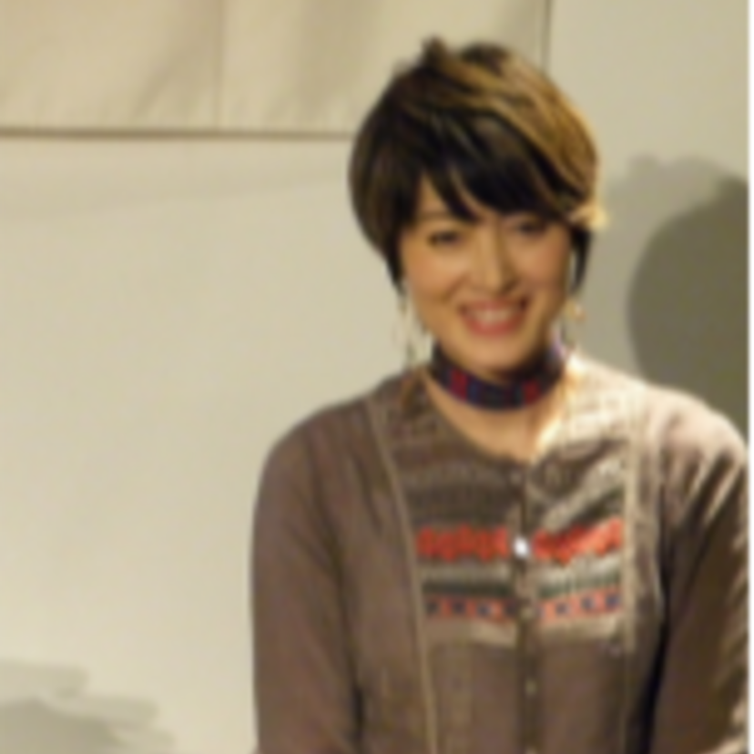 32年越しの快挙！荻野目洋子「ダンシング・ヒーロー」がオリコンカラオケチャートで首位を獲得！