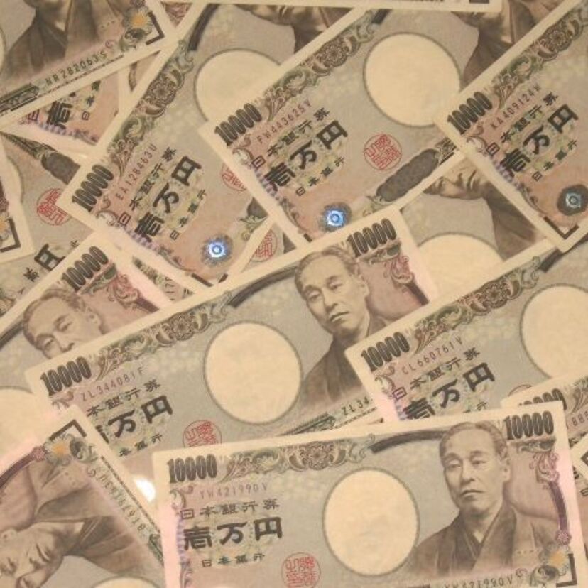 「バブル時代の象徴」といえば何を思い浮かびますか?ジュリアナ、ボディコン、シーマ、色々あると思いますが。バブル時代の思い出を語ろう!