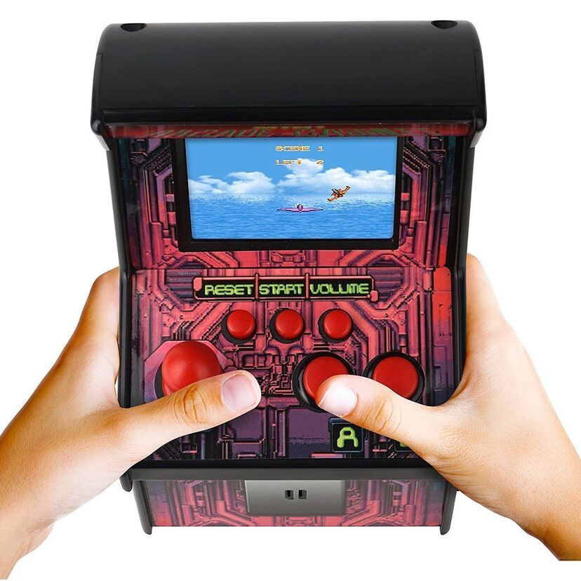 昔遊んだあのレトロゲームたちが一つになった！「携帯型レトロゲーム互換機」をまとめてみます