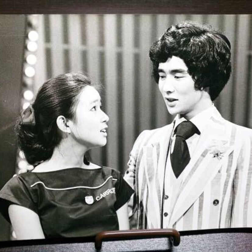 芸能人のお見合い番組「ラブラブショー」に出演したカップル