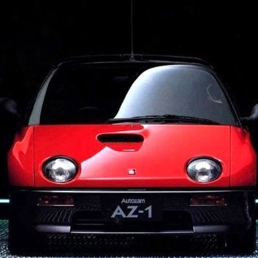 え？軽自動車なのにガルウィング？！そう、世界最小のスーパーカー、それが「マツダAZ-1」だ！！