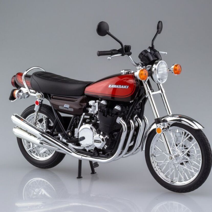 KAWASAKI「Z1」が1/12スケールで登場！オンラインショップ限定の「ファイヤーボール」仕様！