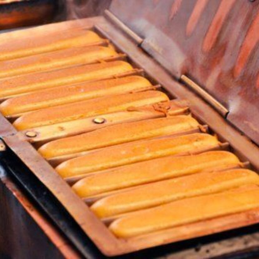 新潟屋台の定番B級グルメの【ポッポ焼き】（蒸気パン）をご存知でしょうか？？