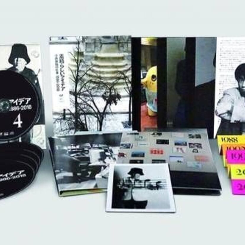 『素晴らしいアイデア 小西康陽の仕事1986-2018』発売!1986年の作品「黒い十人の女」など多数収録!