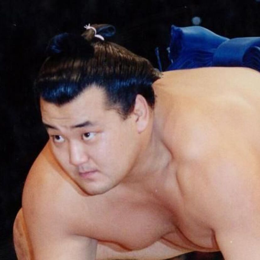 元大関・貴ノ浪が急死…。現役時代のエピソードと名勝負の動画を紹介。
