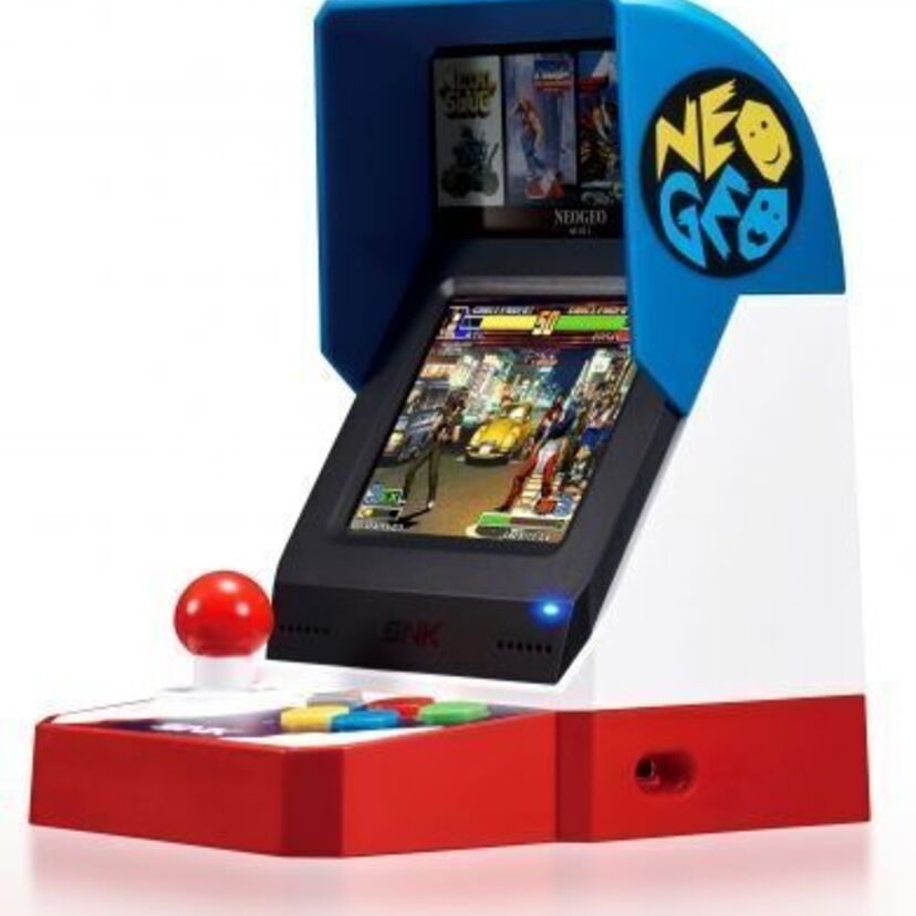 話題沸騰中の「NEOGEO mini(ネオジオミニ)」が7月24日に発売決定!予約も開始されました!