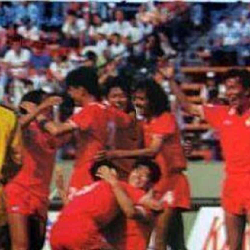 赤いユニフォーム！？サッカー日本代表が「全日本」と呼ばれていた頃、短期間だけ着用された！その頃の成績は？