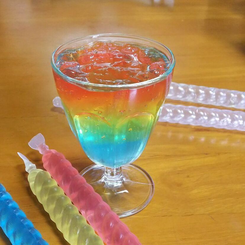 駄菓子の定番！30円の「棒ゼリー」がまさかのインスタ映えアイテムに！！