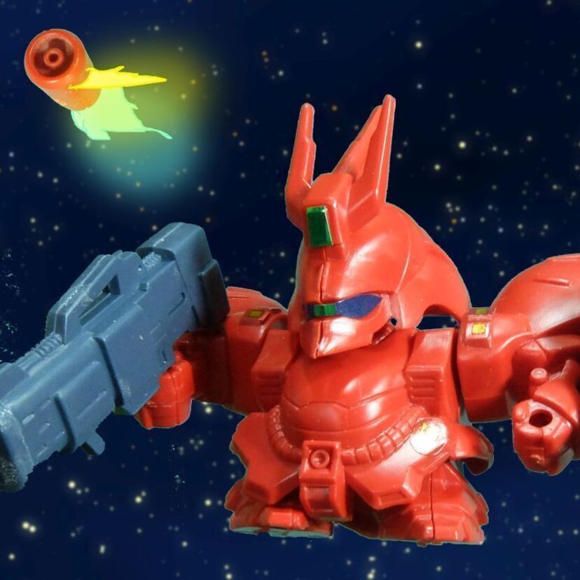 『ガンプラり歩き旅』その79 ～リアルガンプラ派も必読！　SDガンダムプラモにしかない、お宝パーツを備えたSDサザビー！～