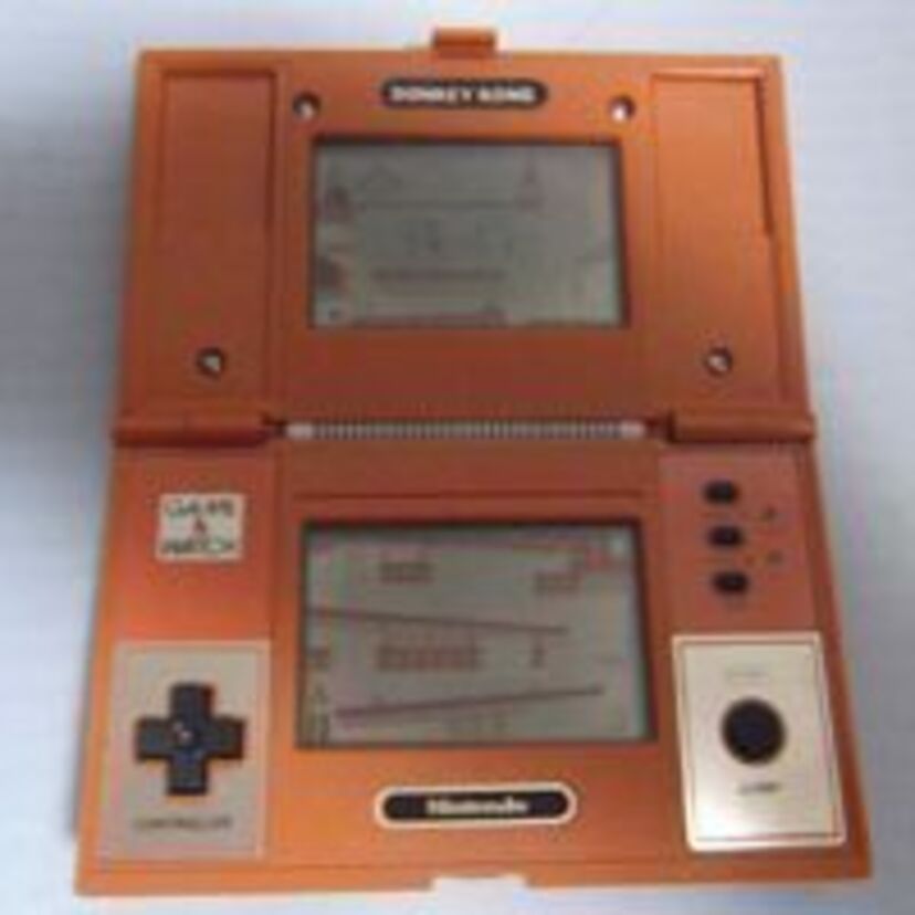 ドンキーコング対決!あなたはどっち?「ゲームウォッチV.S.ファミコン」