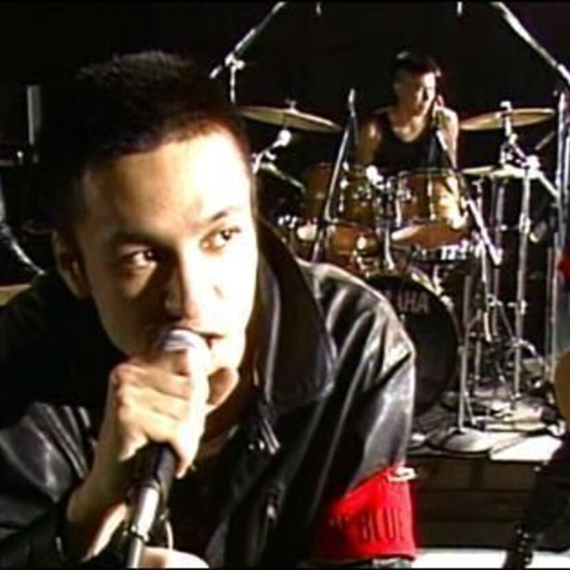 1995年に解散してしまった！！日本のバンド・グループ・ユニット！！