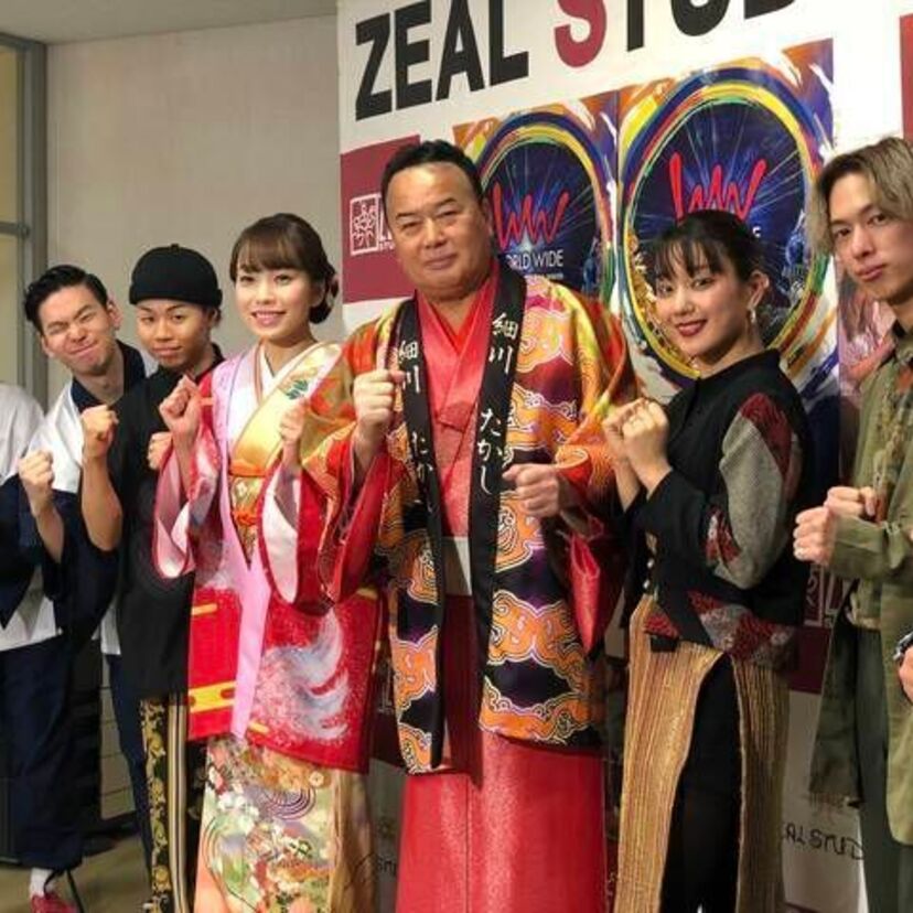ダンスイベントに細川たかしと愛弟子･杜このみが出演！アニメ｢一休さん｣のテーマに乗せて登場！！