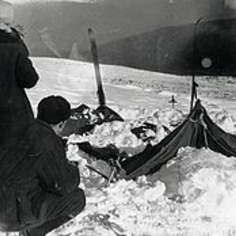遺体から舌が消失し、謎の放射性物質が検出！ソ連で発生した怪事件「ディアトロフ峠事件」とは？
