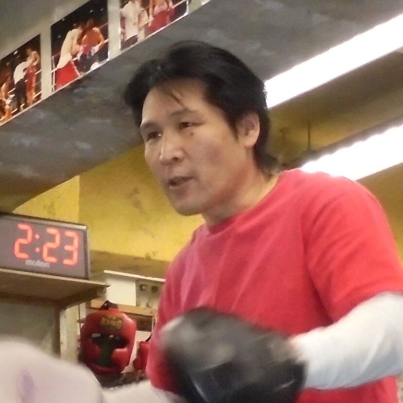 手と手を結びあって大きな輪に！「平成のＫＯキング」坂本博之さんが子供たちに届けたいこと。