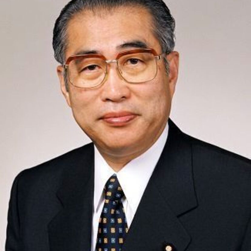 昭和から平成に変わった日。あなたが印象に残っている出来事は何でしたか?