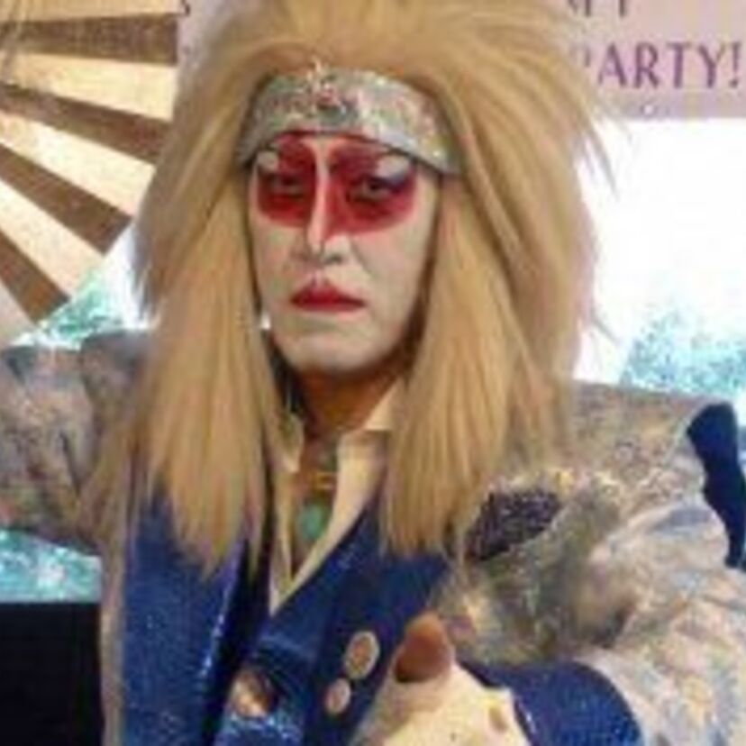 カブキロックスの氏神一番がなんとプロレスに挑戦!「実年齢」もついに公表!!