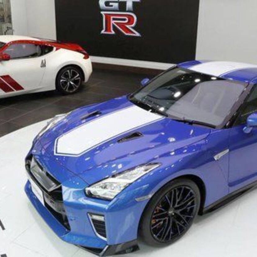 日産を代表するスポーツカー「GT-R」と「フェアレディZ」が50周年記念車を発表！！