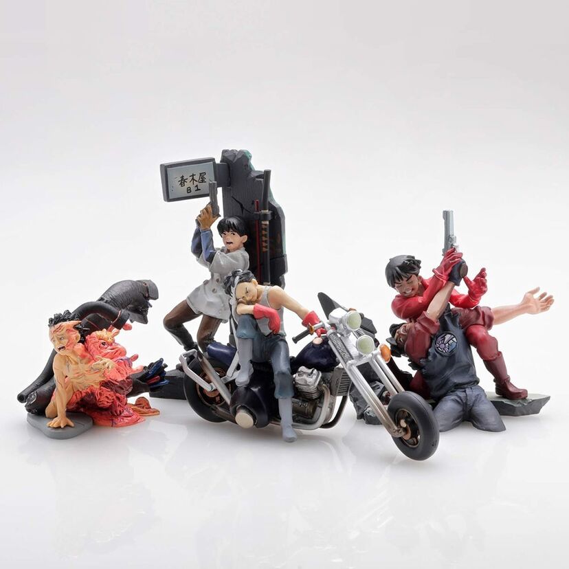 ミニフィギュアシリーズ「miniQ」より、大友克洋・AKIRAのミニフィギュア第2弾「鉄雄」が登場！！
