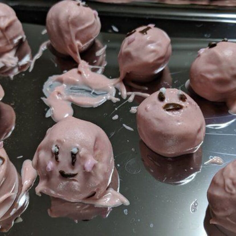 【話題】星のカービィのお菓子を作ろうとしたら…派手に失敗したと話題に！！