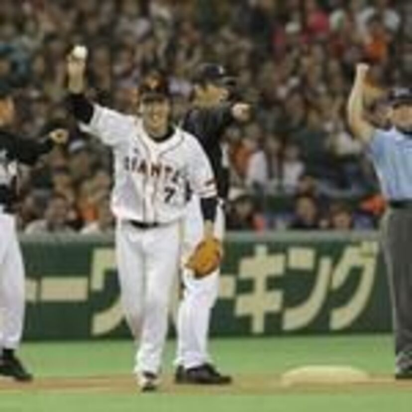 【隠し球】プロ野球において元木大介、佐伯貴弘、山崎浩司などが名手とされる隠し球について。