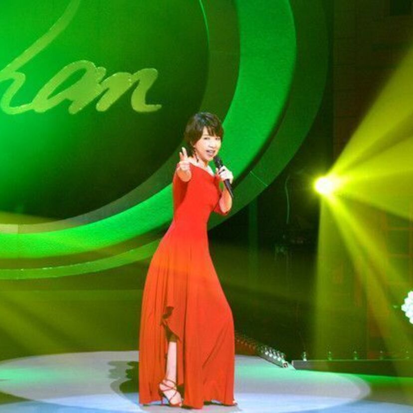 歌手活動を再開した元キャンディーズ・伊藤蘭(65)が待望の新曲『恋するリボルバー』を発表!!