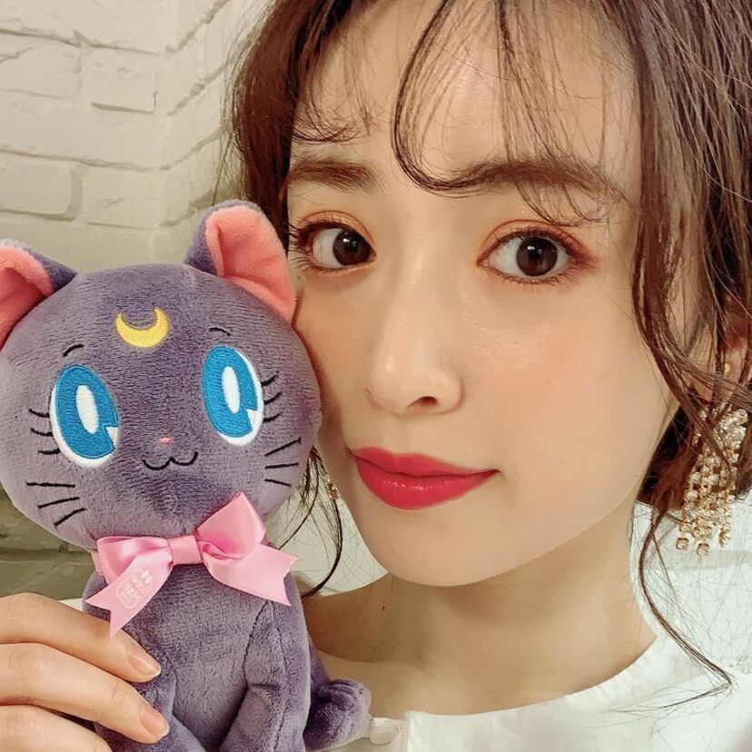 実写版「セーラーマーキュリー」の泉里香（32）が久々に「ルナ」と再会！セーラームーン関係の最新情報も盛りだくさん！